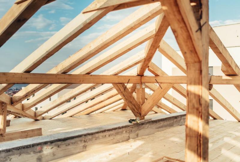 Cr&eacute;ation de charpente et zinguerie, deux &eacute;tapes cl&eacute;s d'une toiture durable &agrave; Lingolsheim
